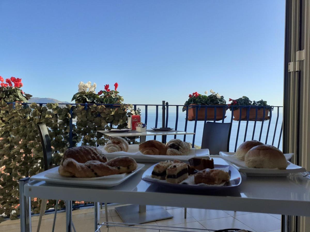 Athena Charming Rooms Taormina Ngoại thất bức ảnh