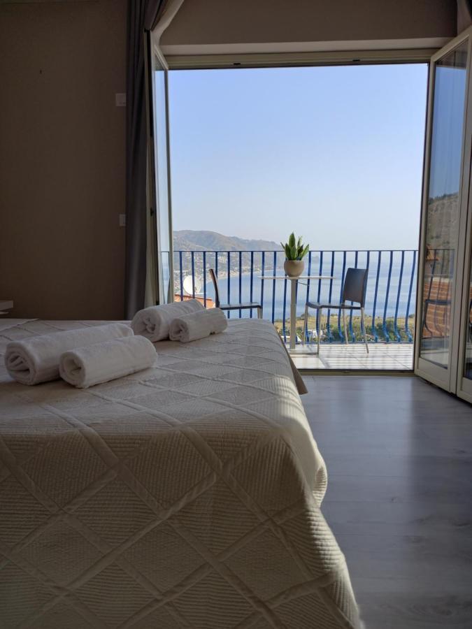 Athena Charming Rooms Taormina Ngoại thất bức ảnh