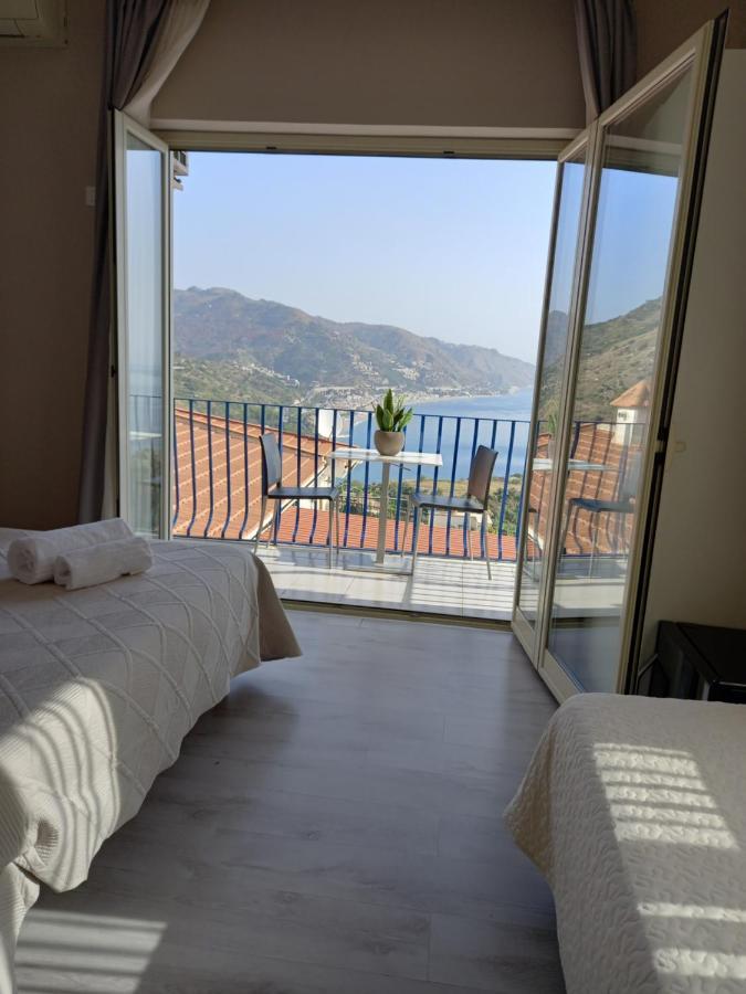 Athena Charming Rooms Taormina Ngoại thất bức ảnh