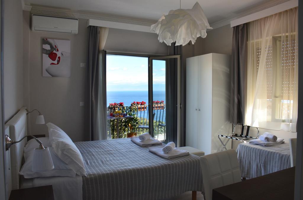 Athena Charming Rooms Taormina Ngoại thất bức ảnh