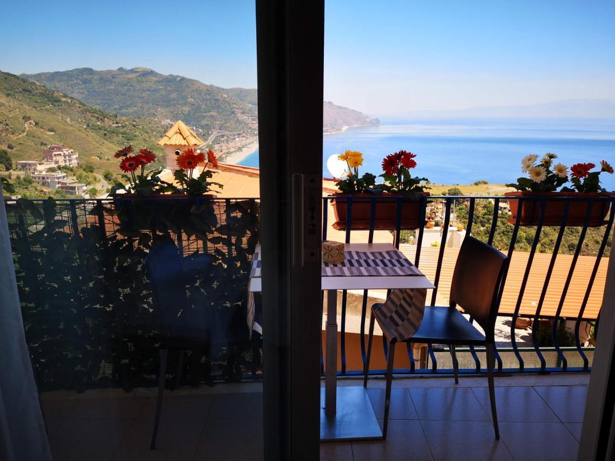 Athena Charming Rooms Taormina Ngoại thất bức ảnh
